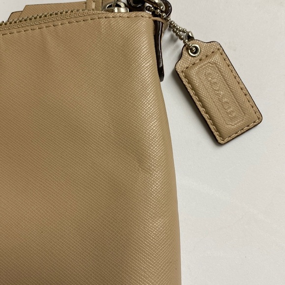 Coach tan leather bag VGUC crossbody - Picture 3 of 6
